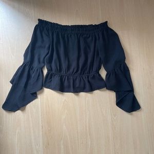 Off shoulder Crop Top